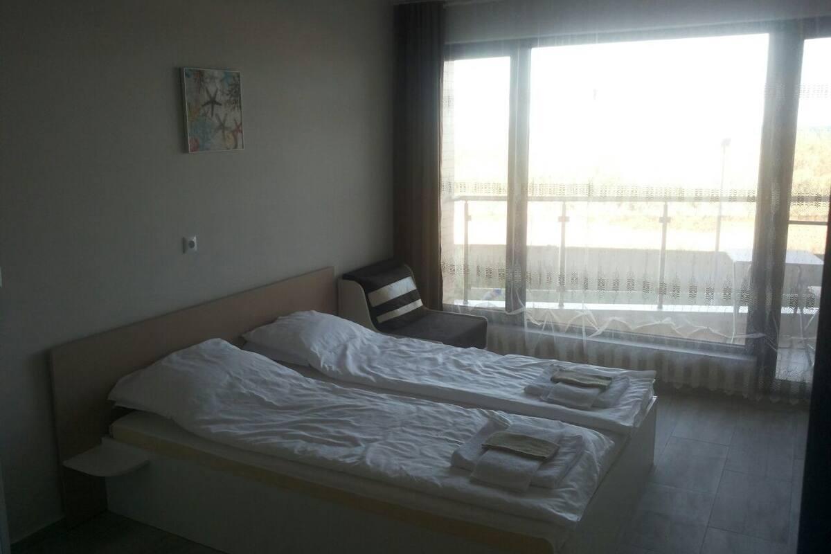 Apart Hotel Iglika Pomorie Esterno foto