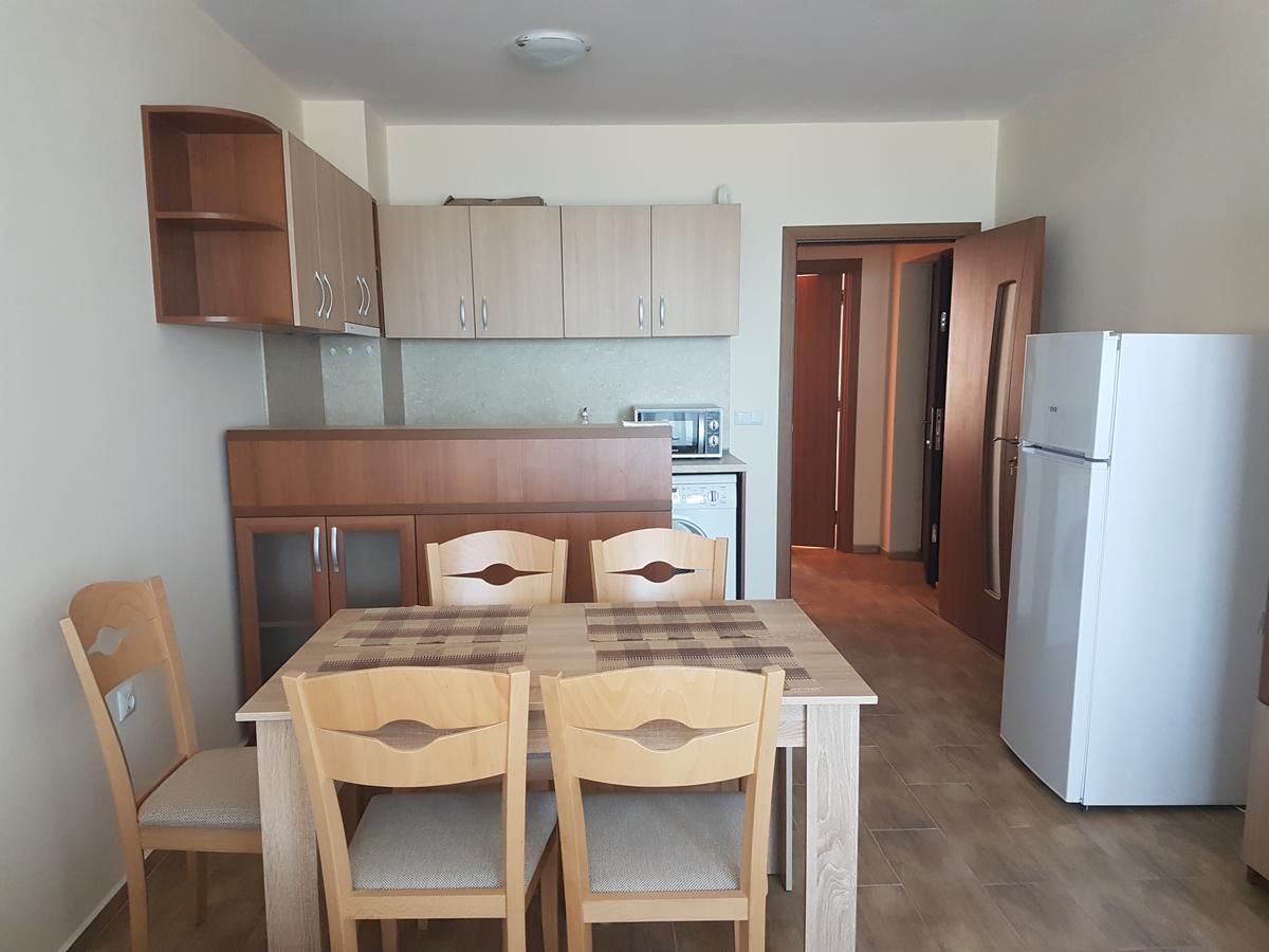 Apart Hotel Iglika Pomorie Esterno foto